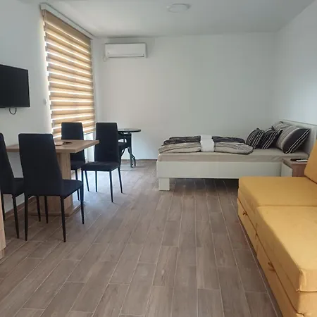 Apartment Georgi *
